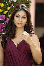 Tanishaa Mukerjee  Height, Weight, Age, Stats, Wiki and More